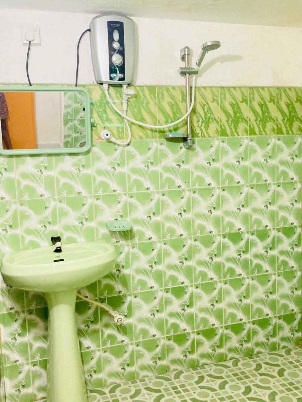ホテル Sea Side Bay House ウェリガマ エクステリア 写真